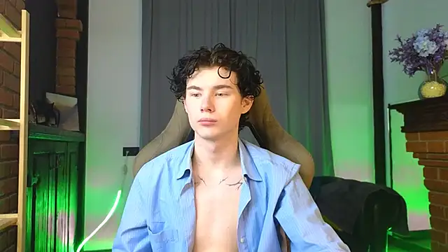 Cute Mike online show from February 2026 09:52:01 AM