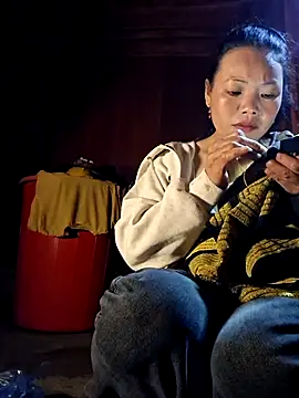 miomio-12 online show from October 2025 12:57:02 PM