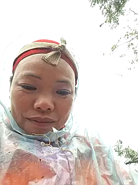 miomio-12 online show from November 2025 12:44:01 AM