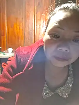 miomio-12 online show from November 2025 01:33:02 PM