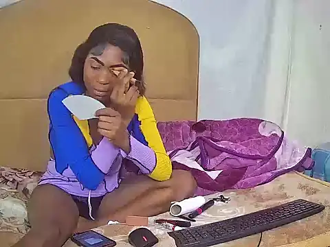 Snapshot of Squirt_hun chatting on October 2025 10:03:02 PM Squirt hun online show from October 2025 10:03:02 PM