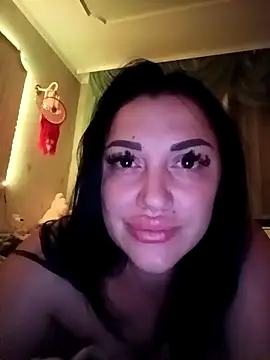 Snapshot of LuceSkys chatting on October 2025 09:24:01 PM LuceSkys online show from October 2025 09:24:01 PM