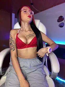 Sofiaa pink online show from October 2025 02:58:02 PM