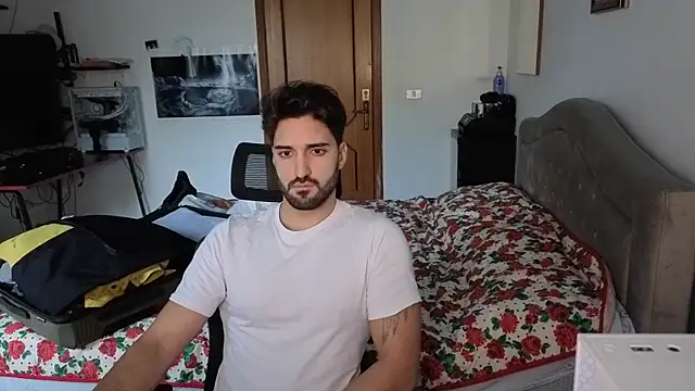 Snapshot of Al3xox02 chatting on January 2026 02:52:02 PM Al3xox02 online show from January 2026 02:52:02 PM