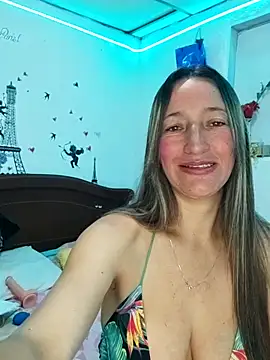 Keila10 online show from October 2025 05:25:02 PM