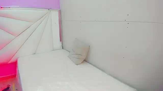 cielooo  online show from December 2025 08:57:02 PM