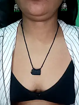 Rashmi 011 online show from November 2025 11:34:02 AM