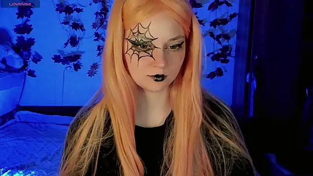 HoneyDazzle online show from October 2025 06:19:02 PM