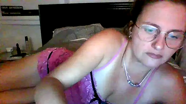 xcrazzycat online show from October 2025 08:32:02 PM