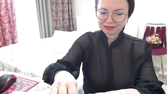 Snapshot of Arisa5000 chatting on December 2025 06:53:02 AM Arisa5000 online show from December 2025 06:53:02 AM