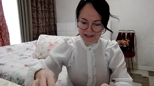 Snapshot of Arisa5000 chatting on January 2026 07:13:01 AM Arisa5000 online show from January 2026 07:13:01 AM