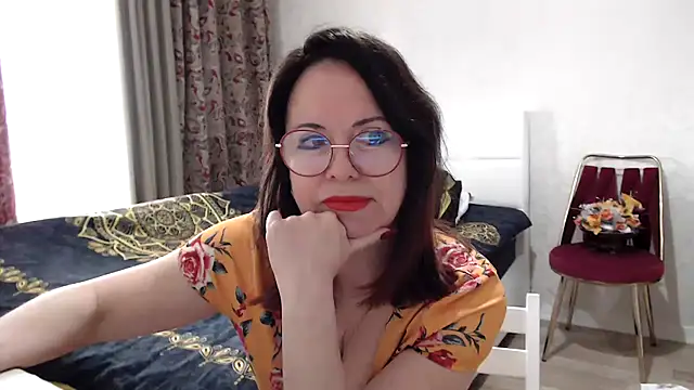 Snapshot of Arisa5000 chatting on February 2026 06:39:02 AM Arisa5000 online show from February 2026 06:39:02 AM