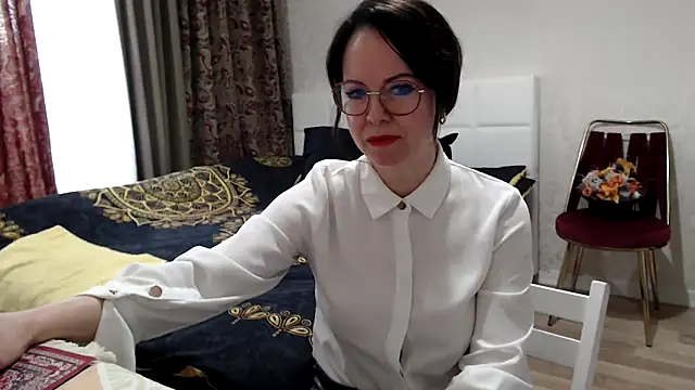 Snapshot of Arisa5000 chatting on February 2026 06:32:02 AM Arisa5000 online show from February 2026 06:32:02 AM