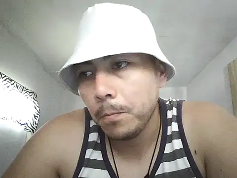 Lucius-08 online show from December 2025 04:02:01 PM