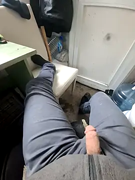 Snapshot of Mert2334 chatting on February 2026 01:01:02 PM Mert2334 online show from February 2026 01:01:02 PM