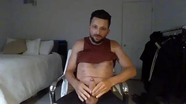 felipelon07 online show from April 2026 05:34:01 AM