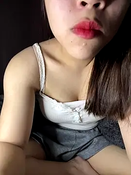 Lyly69699 online show from December 2025 03:39:02 PM