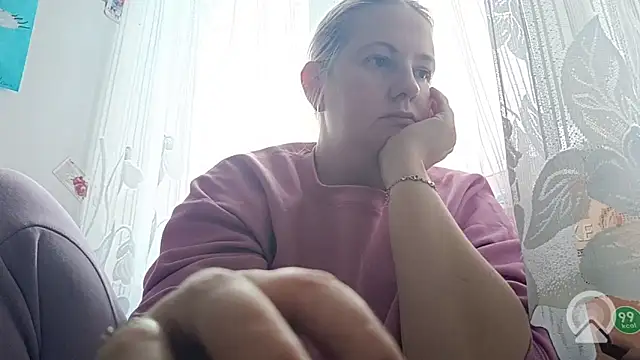 Snapshot of Melorini chatting on February 2026 03:01:01 AM Melorini online show from February 2026 03:01:01 AM