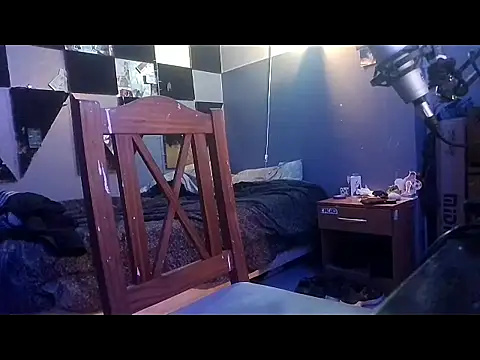 Snapshot of Franhugecum chatting on December 2025 05:37:02 AM Franhugecum online show from December 2025 05:37:02 AM