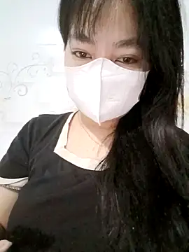 Xuka203 online show from April 2026 05:28:01 PM