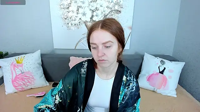 Evarey  online show from December 2025 05:28:01 AM