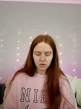 Evarey  online show from February 2026 06:22:02 AM