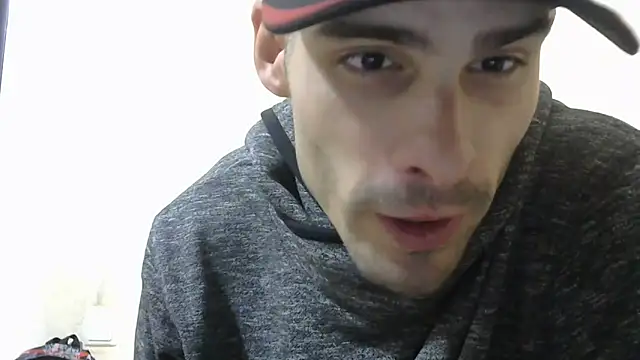 Snapshot of MakabulaAndrey chatting on November 2025 09:31:01 AM MakabulaAndrey online show from November 2025 09:31:01 AM