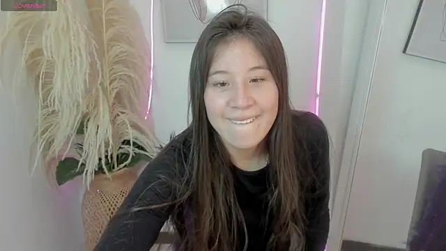 TamaraKarter online show from November 2025 12:40:02 PM