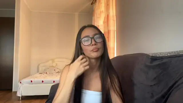 KamilahArcilla online show from October 2025 01:27:01 AM