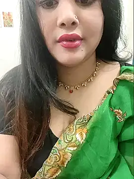 Snapshot of Beauty_Queen_Soniya chatting on July 2026 11:45:01 AM Beauty Queen Soniya online show from July 2026 11:45:01 AM