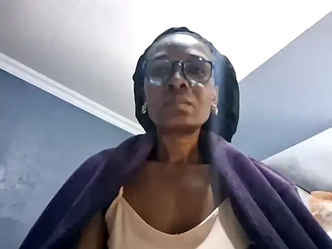 NaughtyCouga online show from June 2026 04:22:02 AM