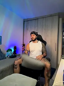 Dave-Max01 online show from November 2025 11:01:02 AM