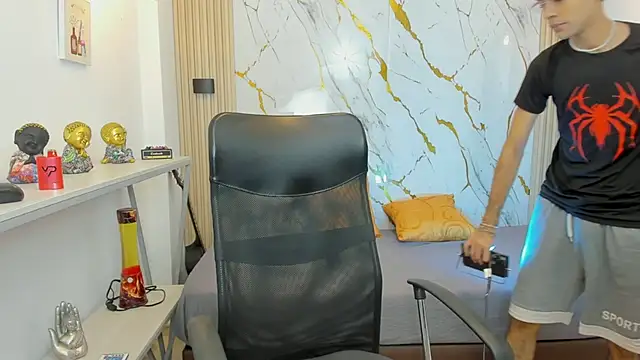 JacobBlackwell  online show from January 2026 07:06:02 PM