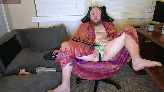 Snapshot of theballboy1 chatting on April 2026 10:20:02 AM theballboy1 online show from April 2026 10:20:02 AM
