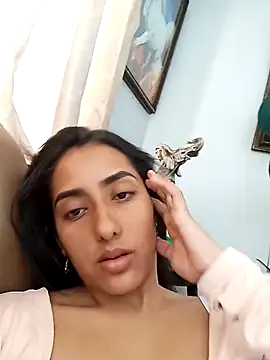 Snapshot of Queen_sofya chatting on November 2025 07:45:02 PM Queen sofya online show from November 2025 07:45:02 PM