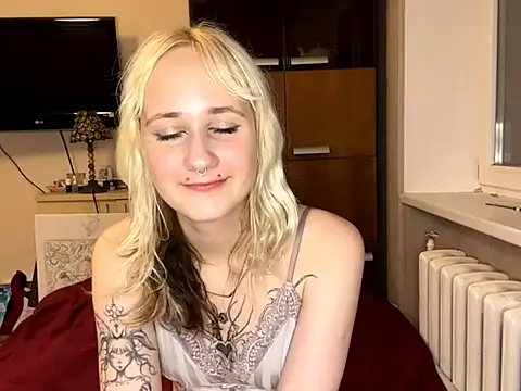 Snapshot of Ulemonala_Cute chatting on October 2025 05:47:01 PM Ulemonala Cute online show from October 2025 05:47:01 PM