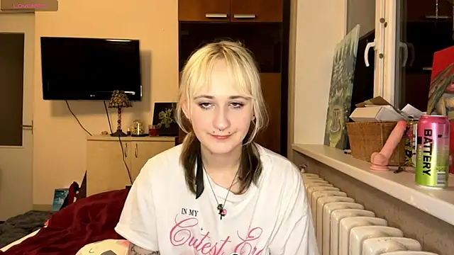 Snapshot of Ulemonala_Cute chatting on November 2025 06:40:01 PM Ulemonala Cute online show from November 2025 06:40:01 PM