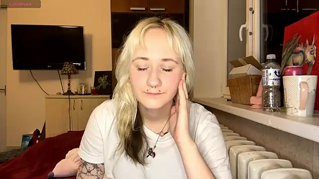 Snapshot of Ulemonala_Cute chatting on November 2025 06:34:02 PM Ulemonala Cute online show from November 2025 06:34:02 PM