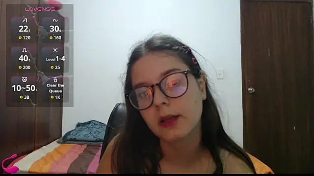 Snapshot of CarlaLorez chatting on July 2026 03:04:01 AM CarlaLorez online show from July 2026 03:04:01 AM