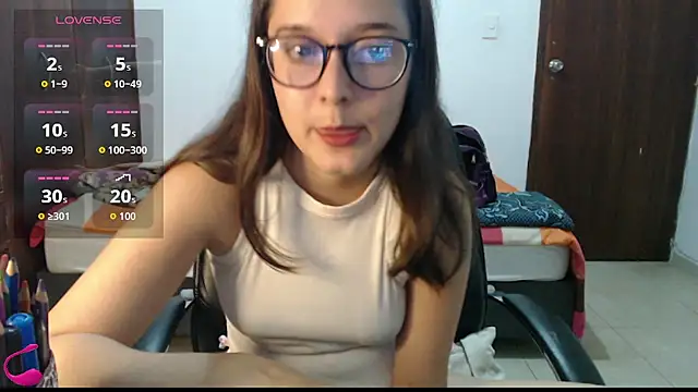 Snapshot of CarlaLorez chatting on July 2026 03:50:01 AM CarlaLorez online show from July 2026 03:50:01 AM