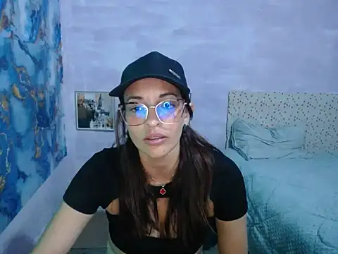 Snapshot of cerecita_anna chatting on February 2026 09:57:02 PM cerecita anna online show from February 2026 09:57:02 PM