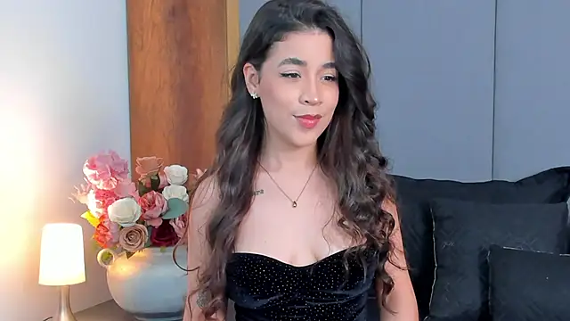 Snapshot of AryBlair chatting on October 2025 12:43:02 AM AryBlair online show from October 2025 12:43:02 AM