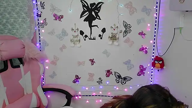 Snapshot of luna00bella7 chatting on November 2025 02:12:01 AM luna00bella7 online show from November 2025 02:12:01 AM