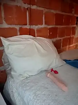 AliceXmoore online show from November 2025 12:38:01 PM