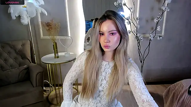  BellaClark online show from December 2025 08:29:01 PM