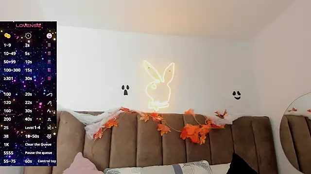 Amara18   online show from October 2025 11:20:01 PM