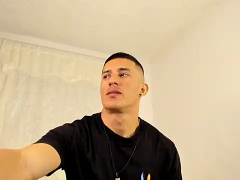 Snapshot of Muscle_man07 chatting on November 2025 10:55:02 PM Muscle man07 online show from November 2025 10:55:02 PM