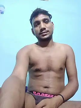 Snapshot of BiggerDickGuy chatting on May 2026 06:33:01 AM BiggerDickGuy online show from May 2026 06:33:01 AM