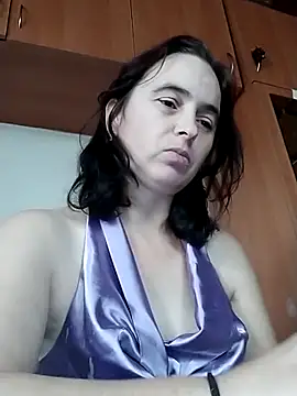 Snapshot of Ella-433 chatting on November 2025 09:47:02 AM Ella-433 online show from November 2025 09:47:02 AM