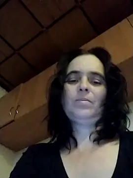 Snapshot of Ella-433 chatting on November 2025 08:23:02 PM Ella-433 online show from November 2025 08:23:02 PM